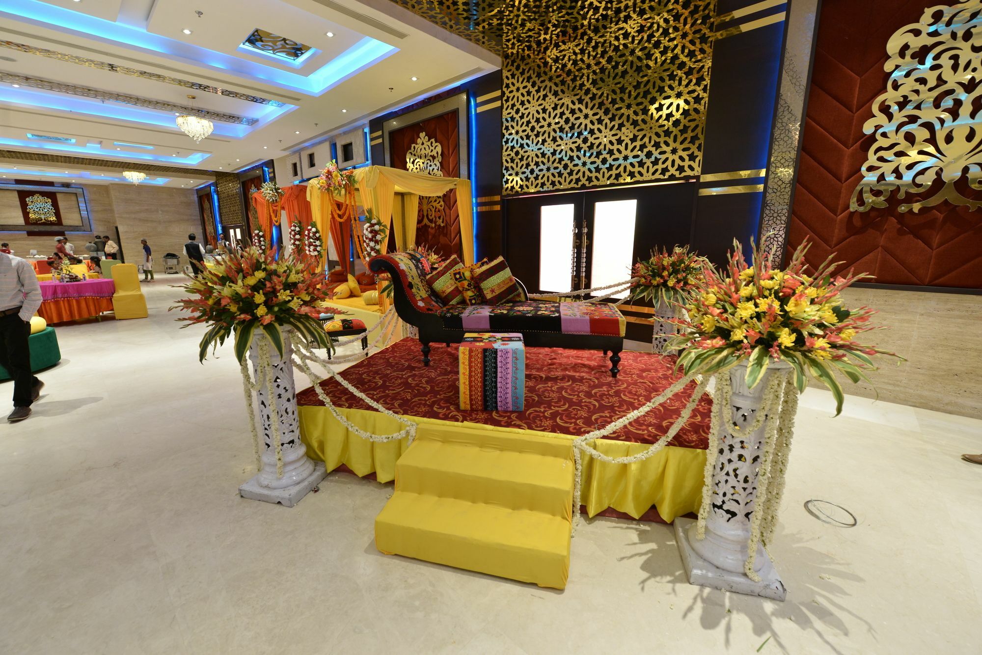 Hotel Kasturi Orchid Pāl Kültér fotó