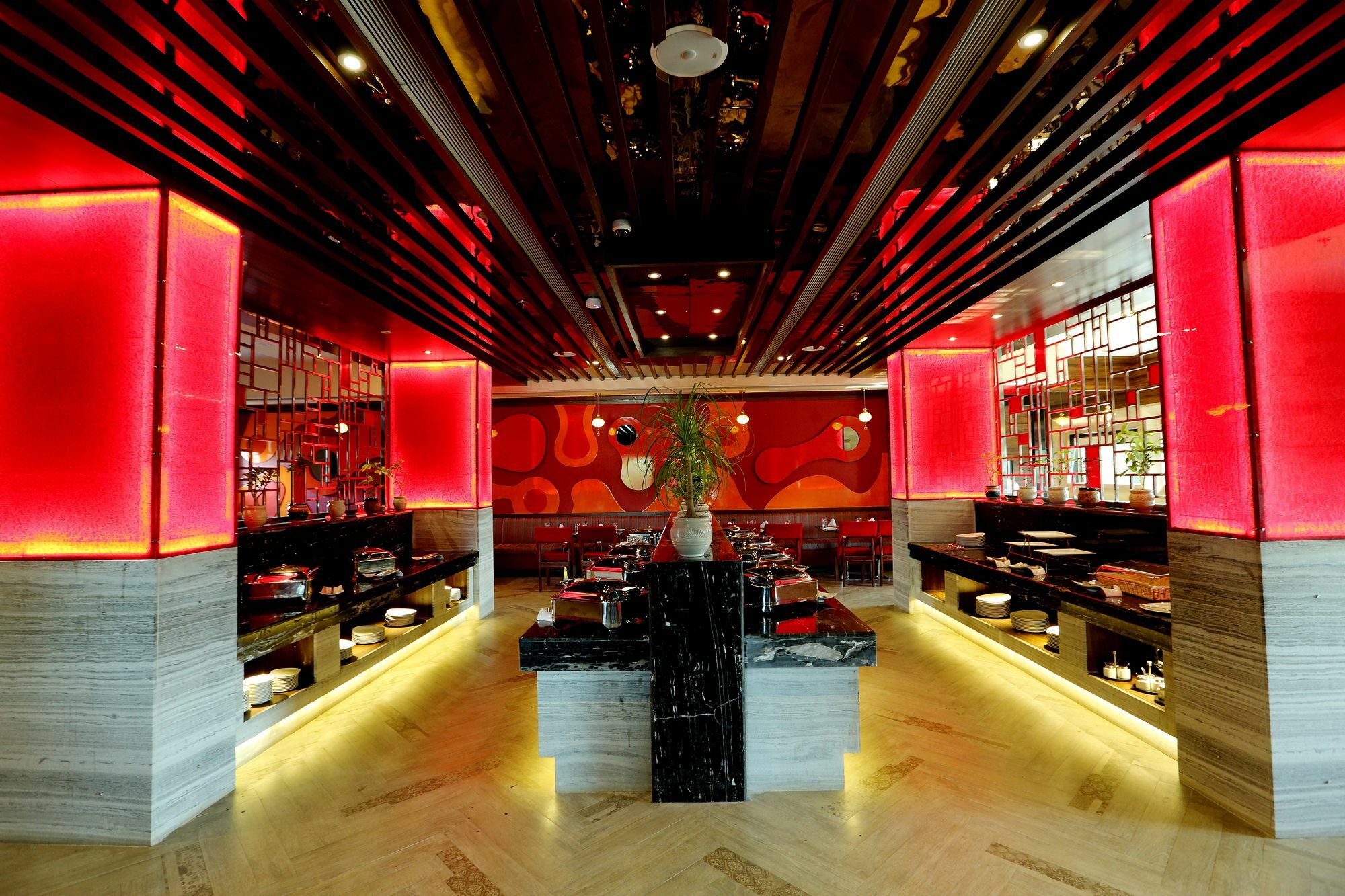 Hotel Kasturi Orchid Pāl Kültér fotó